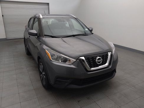 Used 2019 Nissan Kicks SV image 14