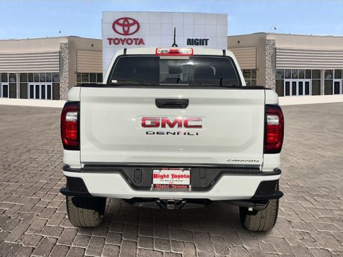 Used 2026 GMC Canyon Denali image 6