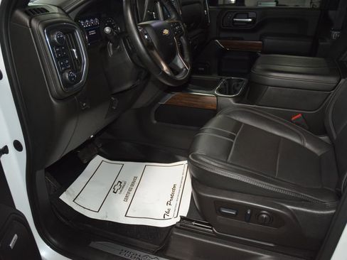Used 2023 Chevrolet Silverado 2500 High Country w/ Safety Package II image 43