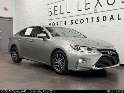 Used 2016 Lexus ES 350 w/ Navigation System Package FWD image 2