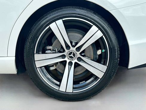Used 2022 Mercedes-Benz C 300 Sedan image 31