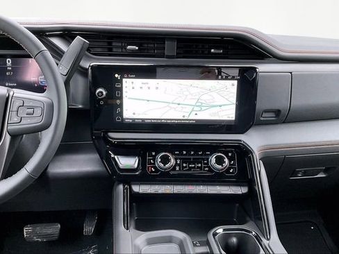 New 2026 GMC Sierra 2500 AT4 w/ AT4 Premium Plus Package image 8