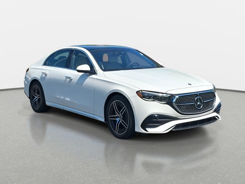 New 2026 Mercedes-Benz E 350 4MATIC Sedan image 3