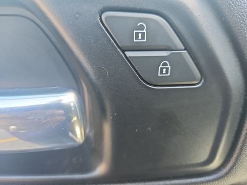 Used 2021 Chevrolet Silverado 1500 RST AWD/4WD image 11