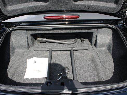 Used 2005 Ford Thunderbird 50th Anniversary image 13