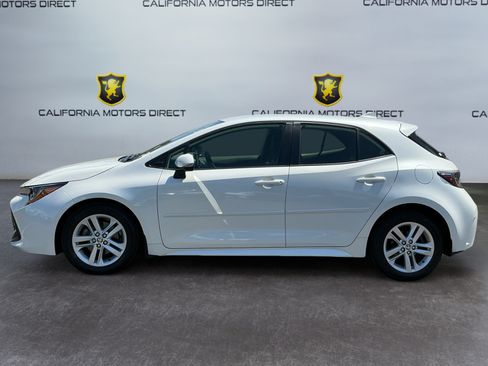 Used 2021 Toyota Corolla SE w/ SE Preferred Package FWD image 8