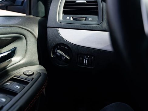 Used 2017 Dodge Grand Caravan GT FWD image 13