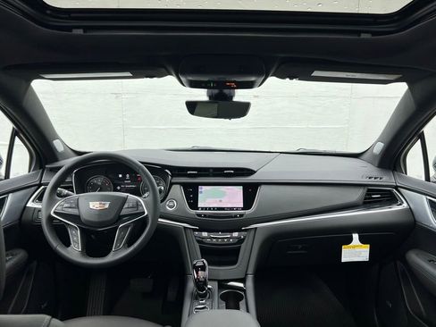 Used 2025 Cadillac XT5 Premium Luxury w/ Technology Package image 34