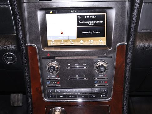 Used 2017 Lincoln Navigator L Select AWD/4WD image 30