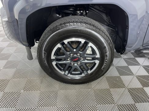 Used 2024 Toyota Tacoma TRD Sport image 30