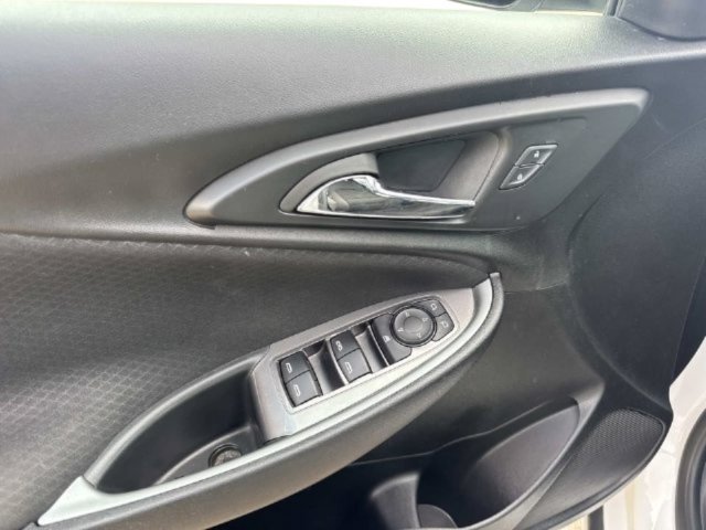 Used 2024 Chevrolet Malibu LT FWD image 24