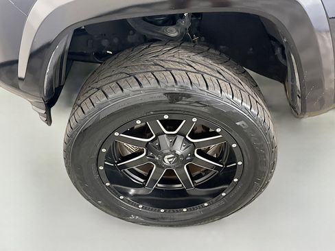 Used 2021 Toyota Tacoma TRD Sport image 37