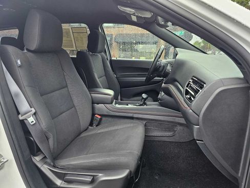 Used 2025 Dodge Durango GT AWD/4WD image 11