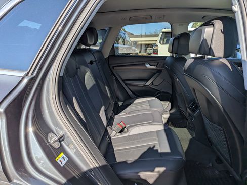 Used 2023 Audi Q5 2.0T Premium Plus w/ Premium Plus Package image 29