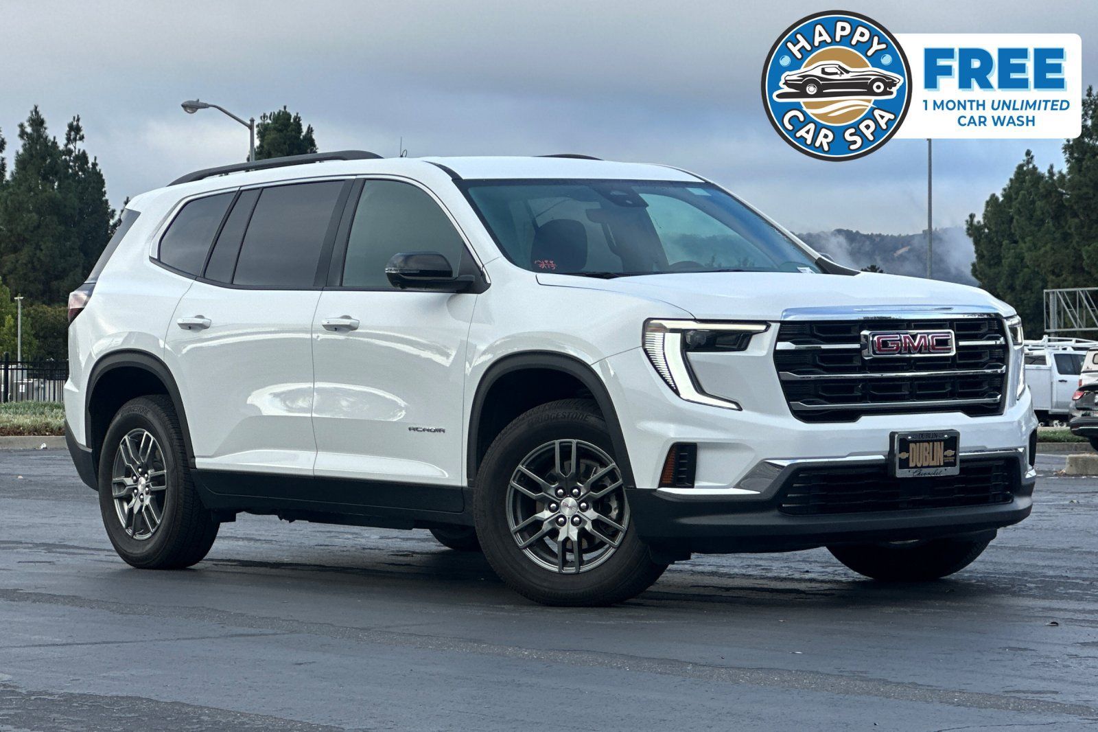 Used 2026 GMC Acadia Elevation FWD image 1