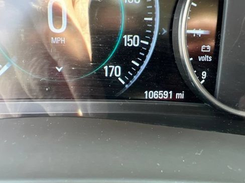 Used 2017 Buick LaCrosse Preferred FWD image 13