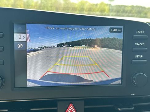 Used 2025 Hyundai Elantra Sport image 31