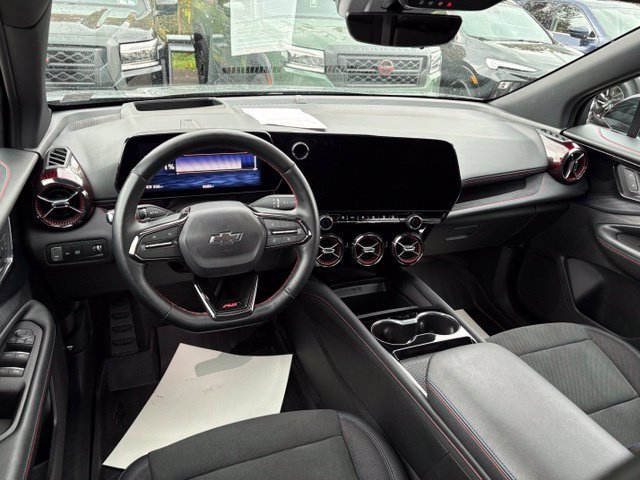 Used 2025 Chevrolet Blazer EV RS AWD/4WD image 11