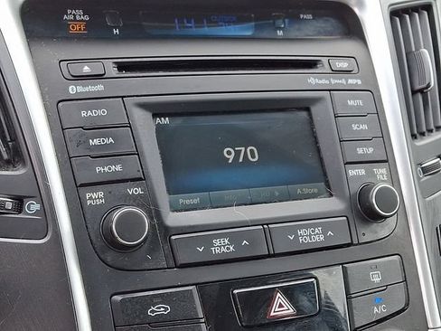 Used 2014 Hyundai Sonata GLS w/ Popular Equipment Group 2 FWD image 3