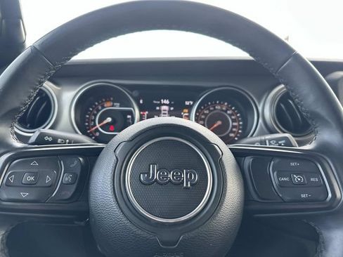 Used 2022 Jeep Wrangler Unlimited Sport AWD/4WD image 31