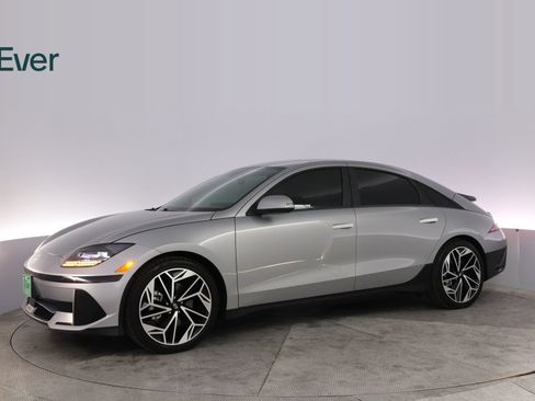 Used 2024 Hyundai Ioniq 6 SEL RWD image 18