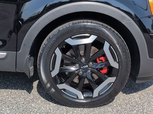 Used 2024 Kia Telluride EX FWD image 11