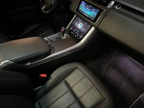 Used 2022 Land Rover Range Rover Sport SE image 15