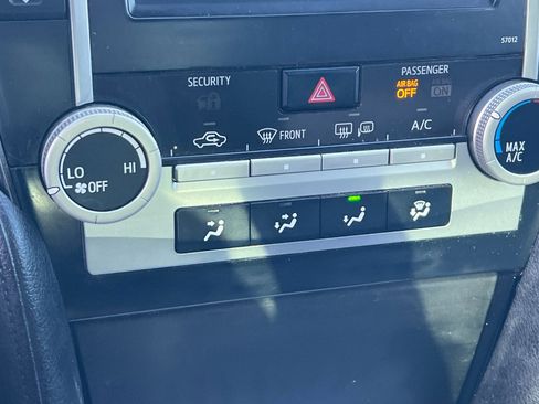 Used 2012 Toyota Camry SE image 15