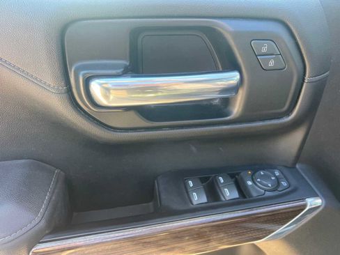 Used 2020 Chevrolet Silverado 1500 LT w/ Texas Edition image 22