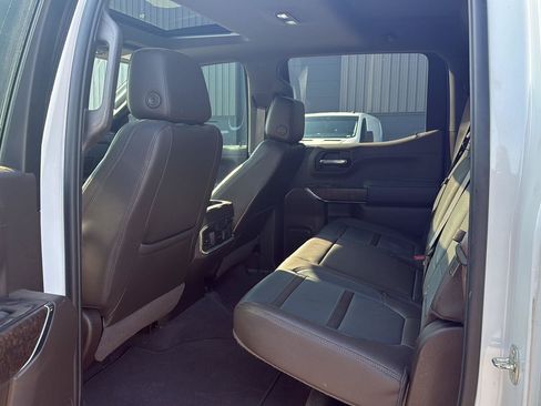 Used 2019 GMC Sierra 1500 Denali w/ Denali Ultimate Package AWD/4WD image 10