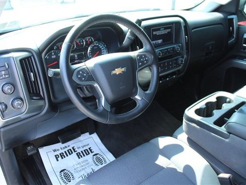 Used 2018 Chevrolet Silverado 1500 LT w/ Max Trailering Package AWD/4WD image 16
