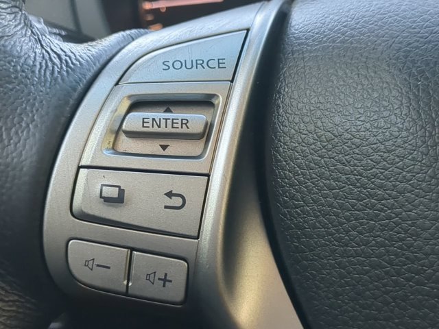 Used 2014 Nissan Altima 2.5 SL w/ Technology Package FWD image 24