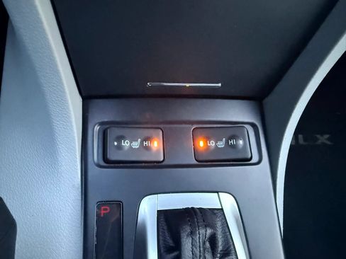 Used 2016 Acura ILX FWD image 11