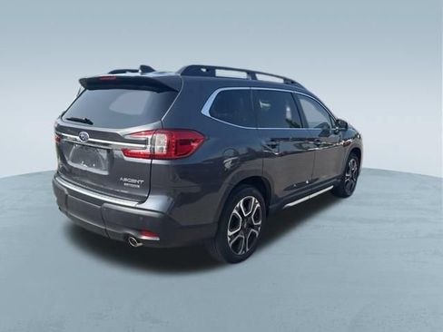 Used 2023 Subaru Ascent Limited w/ Technology Package AWD/4WD image 9