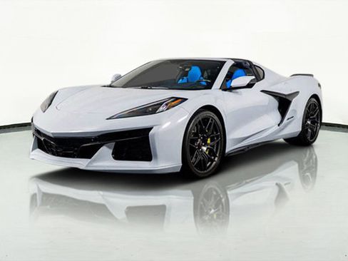 Used 2023 Chevrolet Corvette Z06 image 7