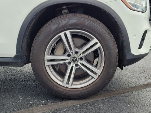 Used 2021 Mercedes-Benz GLC 300 4MATIC image 10