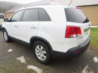 Used 2013 Kia Sorento LX w/ Convenience Pkg video 5