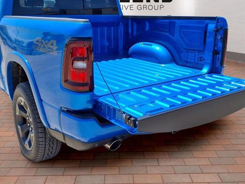 New 2026 RAM 1500 4x4 Crew Cab image 36