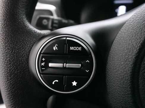 Used 2023 Kia Soul LX FWD image 17