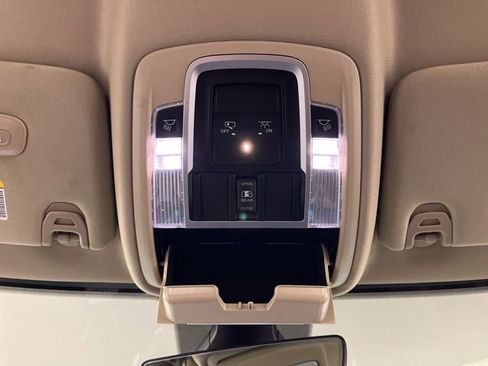 Used 2022 RAM 3500 Laramie image 39