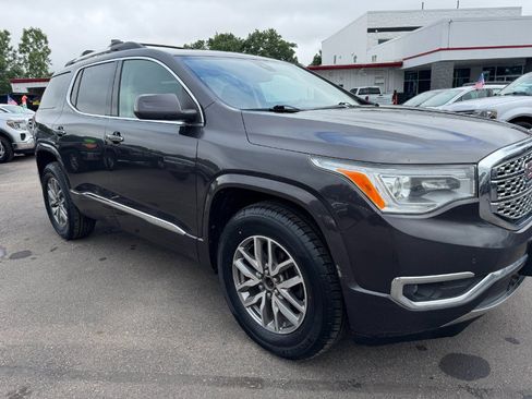 Used 2017 GMC Acadia Denali w/ Technology Package AWD/4WD image 12