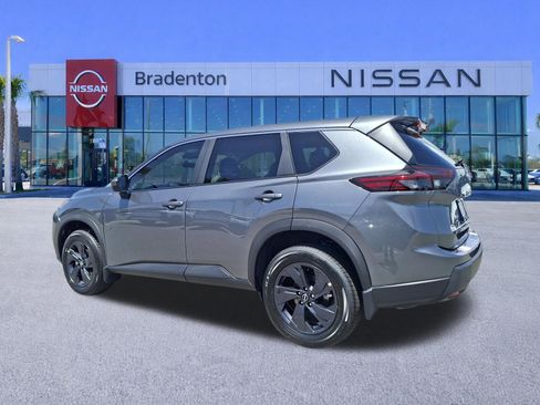 New 2026 Nissan Rogue SV FWD image 4