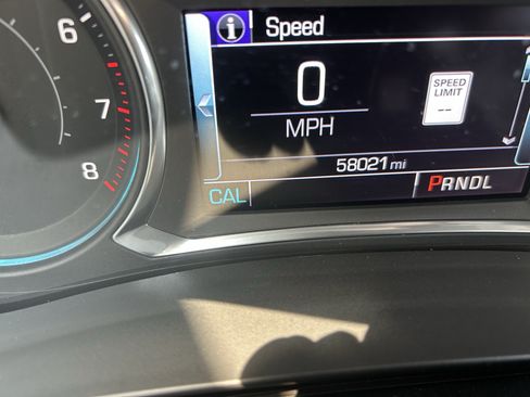 Used 2017 Chevrolet Malibu Premier w/ Premier Sun and Wheel Package FWD image 28