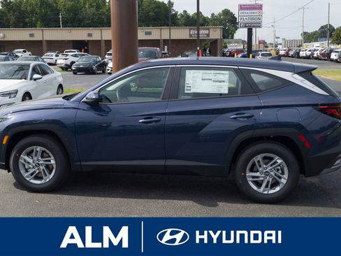 New 2026 Hyundai Tucson SE image 9