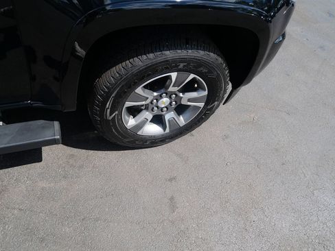 Used 2020 Chevrolet Colorado Z71 AWD/4WD image 34
