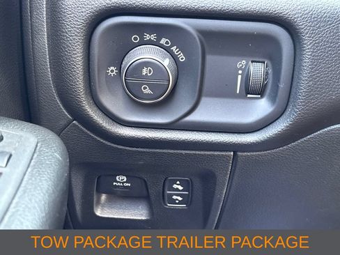 Used 2023 RAM 1500 Big Horn AWD/4WD image 9