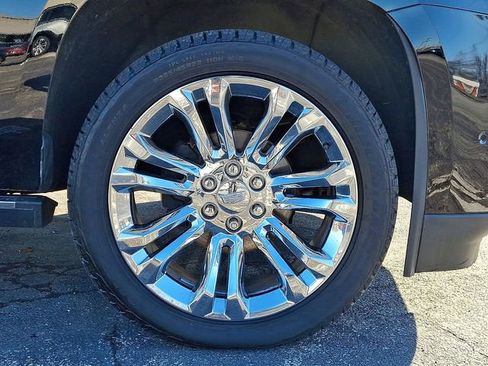 Used 2020 Cadillac Escalade Premium Luxury w/ LPO, Radiant Package image 9