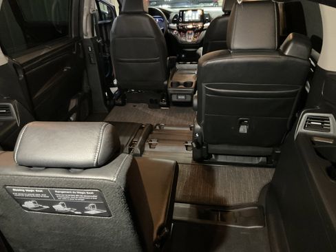 Used 2024 Honda Odyssey EX-L image 45