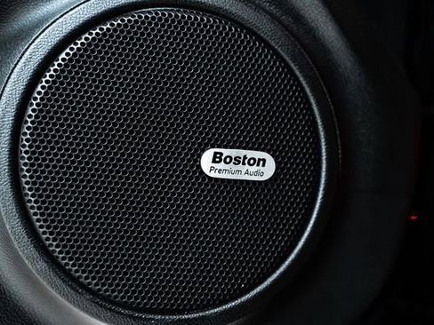 Used 2013 Chevrolet Camaro ZL1 image 20