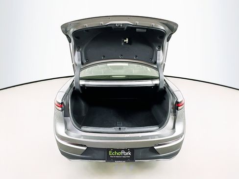 Used 2025 Toyota Crown XLE image 27